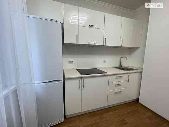 Оренда Квартира 1-кімнатна, 8/25 поверх на вул. Софії Русової, 7А Київ