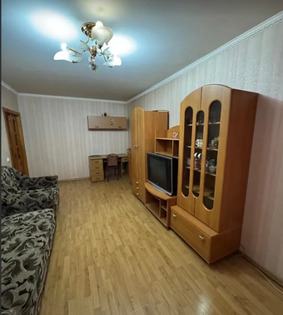 Продаж Квартира 2-кімнатна, 1/5 поверх на Миколи Василенка вул., 23б Киев