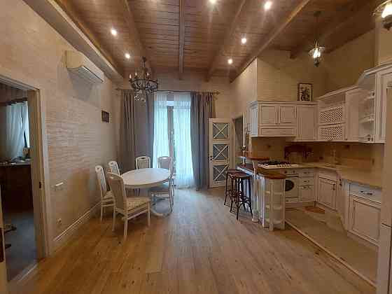 Продам 2-х комнатную квартиру на Маразлиевской Одеса