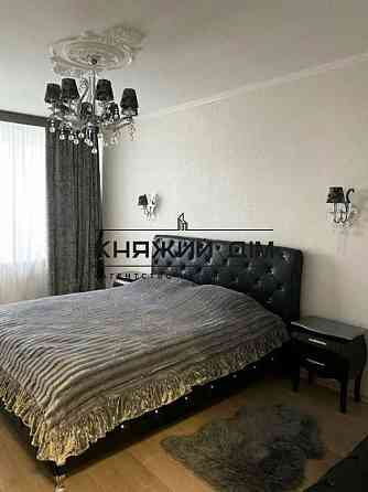 Оренда Квартира 3-кімнатна, 7/7 поверх на вул. Велика Васильківська Київ