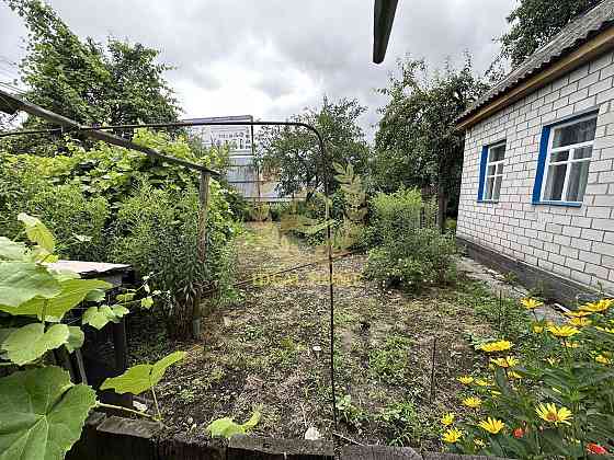 продам будинок вул левадна Киев