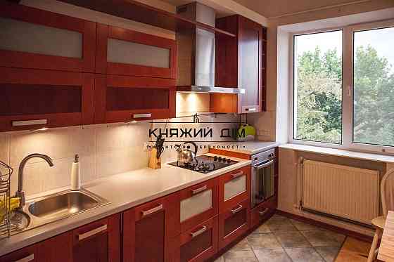 Продаж 4 кімнатної квартири  по Лютеранській 21/12   Печерські Липки код 21138911 Київ