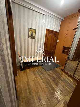 Продаж Квартира 2-кімнатна, 1/3 поверх на вул. Донецька Киев