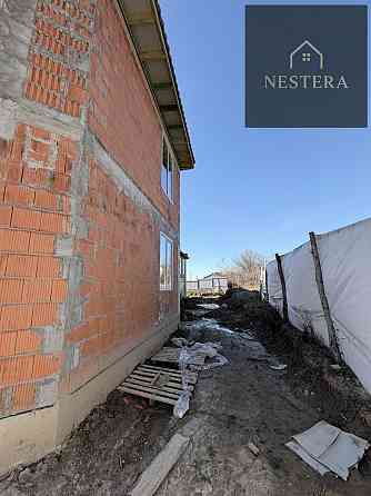 Продаж Будинок 3-кімнатний на вул. Іванківська Ужгород