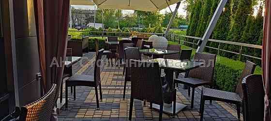 Оренда Будинок 10-кімнатний на Братиславська вул., 52 Київ