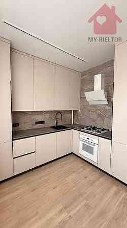 Оренда Квартира 2-кімнатна, 5/6 поверх на Собранецька Uzhhorod