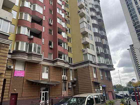 Продаж Квартира 2-кімнатна, 25/25 поверх на Харківське шосе вул., д. 182 Kiev