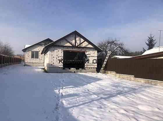 Продажа недостроя в с. Иванковичи одноэтажный 190 м2 17 соток. Лес и озеро в пешей доступности Іванковичі