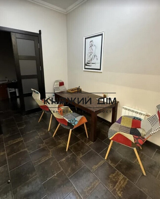 Продаж роздільної 2-х к. квартири на Подолі м. Контракова Площа. №21146493 Київ - фото 2