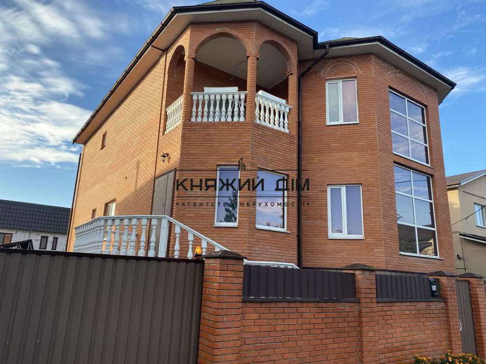 Продаж 3 поверховий будинок м. Бровари КОД 2211777 Бровары - изображение 1