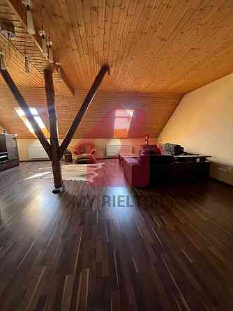 Продаж великої квартири по вул.Гойди. Uzhhorod