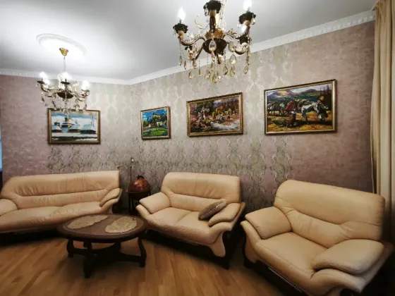 Продажа 3к Квартира 89 кв.м Возз'єднання 17 Ужгород