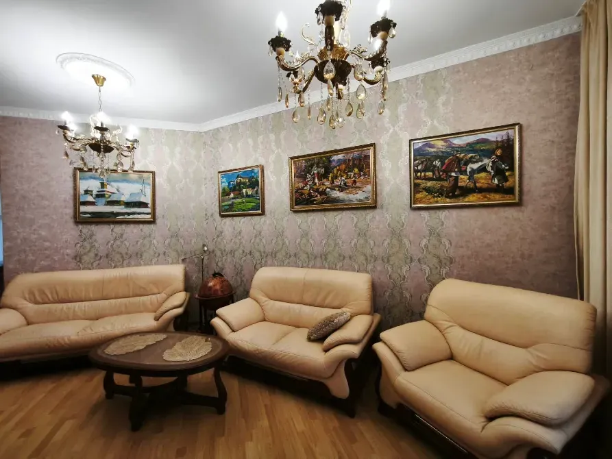 Продаж 3к Квартира 89 кв.м Возз'єднання 17 Ужгород - фото 2