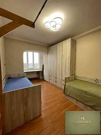 Оренда Квартира 3-кімнатна, 5/5 поверх на вул. Молодіжна Квасилів