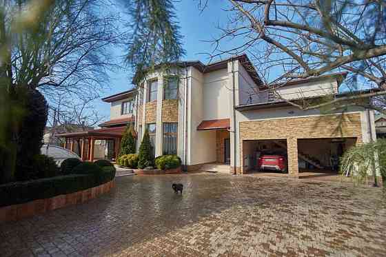 Современный коттедж на 7 сотках земли, 7 ст. Большого Фонтана Одеса