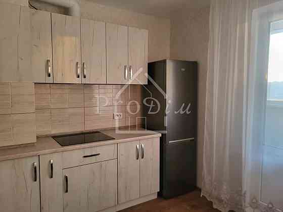 Оренда Квартира 1-кімнатна, 18/25 поверх на Коноплянська вул., 22а Киев