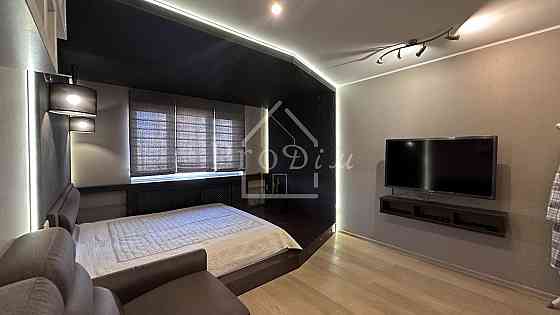 Продаж Квартира 3-кімнатна, 5/9 поверх на Левка Лукяненка вул. (Маршала Тимошенка), 29А Киев