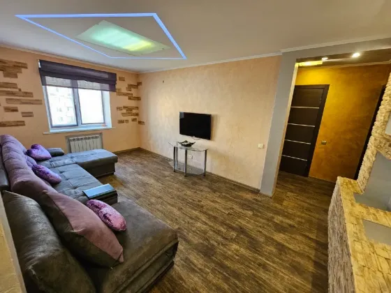 Продаж 3к Квартира 72 кв.м Березинская 36 Дніпро