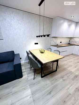 Продаж Квартира 1-кімнатна, 25/25 поверх на Родини Крістерів вул., 14 Киев