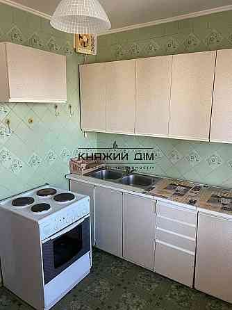 Оренда Квартира 3-кімнатна, 16/16 поверх на Оноре Бальзака ул. Київ