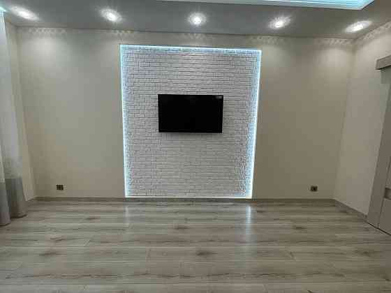 Оренда Квартира 3-кімнатна, 6/10 поверх на вул. Національної Гвардії Івано-Франківськ