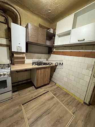 Продаж Квартира 2-кімнатна, 1/3 поверх на Котельникова Михаила ул. Киев