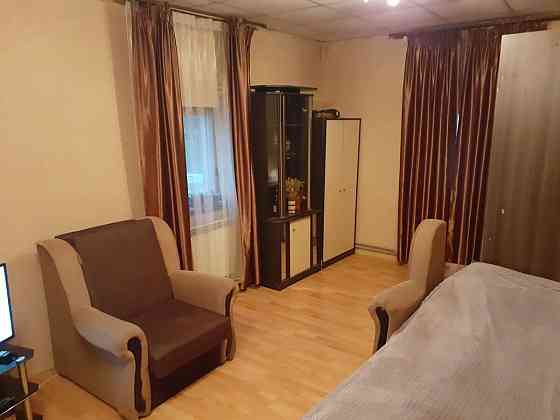 Оренда Квартира 1-кімнатна, 3/3 поверх на Академика Туполева ул., 15 д Kiev