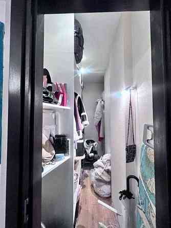 Продаж Квартира 1-кімнатна, 5/9 поверх на Щекавицька вул., д. 30/39 Kiev