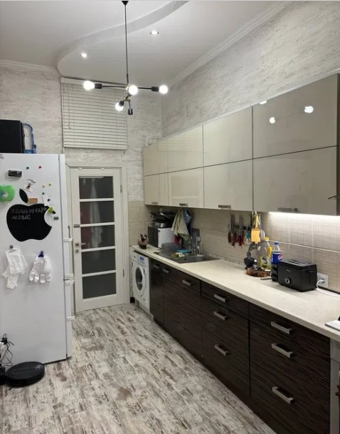 Лродам  2х комнатную квартиру в центре, уютная, светлая, с мебелью и техникой. Одеса - фото 3