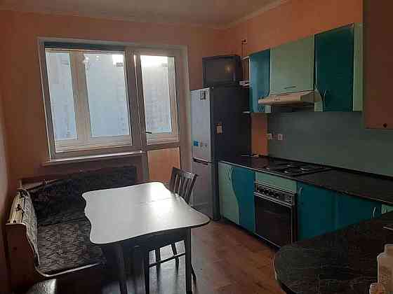 Оренда Квартира 2-кімнатна, 17/24 поверх на ул. Бориса Гмыри Kiev