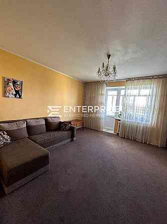 Продаж 4к Квартира 81.3 кв.м Петропавлівська вул. Kiev