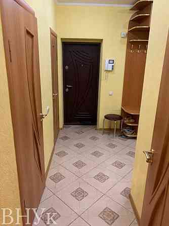 Продаж Квартира 2-кімнатна, 5/5 поверх на Чорновола Луцьк