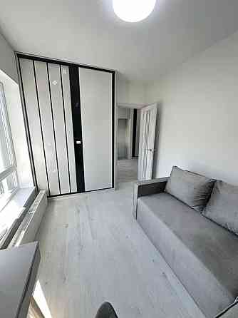 Продаж Квартира 2-кімнатна, 5/5 поверх на Теплична вул., 54 