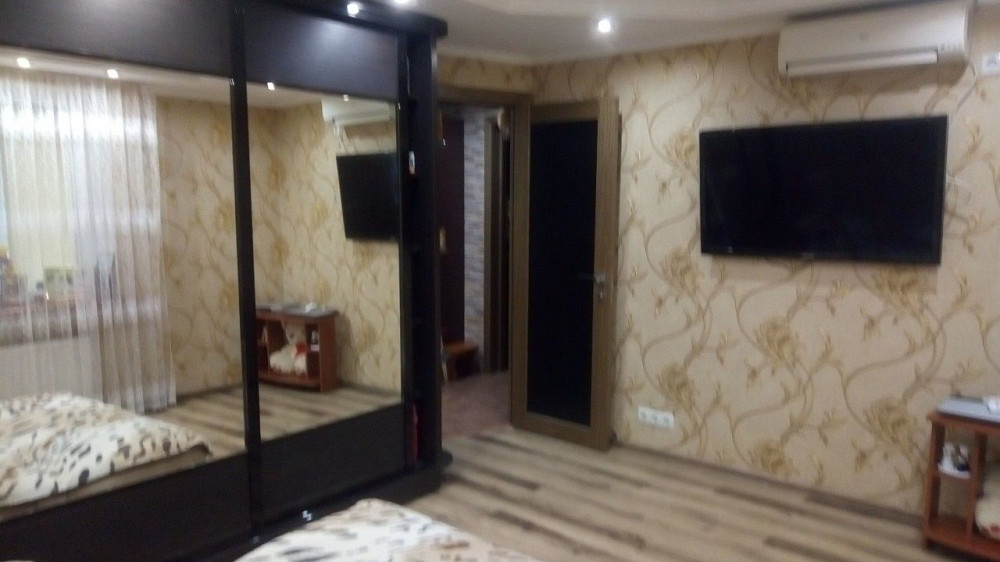 Двух комнатная квартира в районе Привоза. Одеса - фото 13