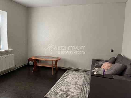 Продаж Будинок 6-кімнатний на вул. Академіка Байрачного Валки