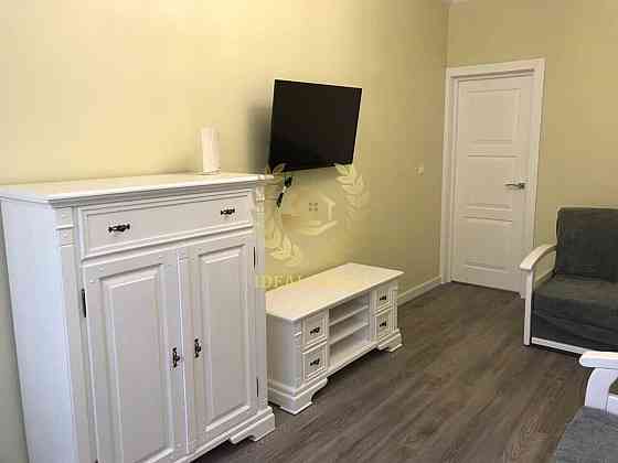 Продаж Квартира 1-кімнатна, 1/16 поверх на Шолуденко ул., 1А Kiev