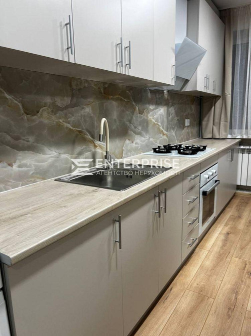 Продаж 1к Квартира 42 кв.м Берестейський вул. Киев - изображение 1