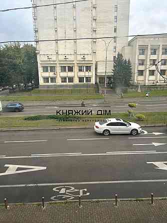 Продаж Квартира 2-кімнатна, 2/5 поверх на вул. Кутузова ул./Генерала Алмазова Kiev