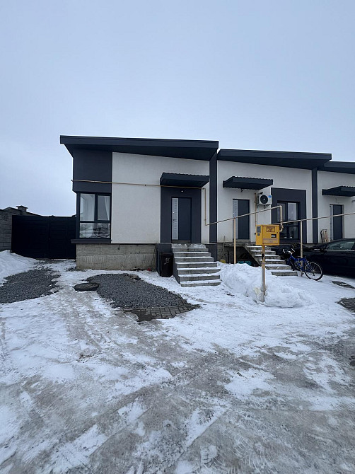 Продаж Будинок 2-кімнатний Рівне - фото 1