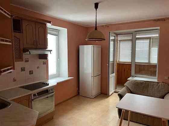 Оренда Квартира 1-кімнатна, 9/16 поверх на Григоренко Петра просп., 12 Kiev