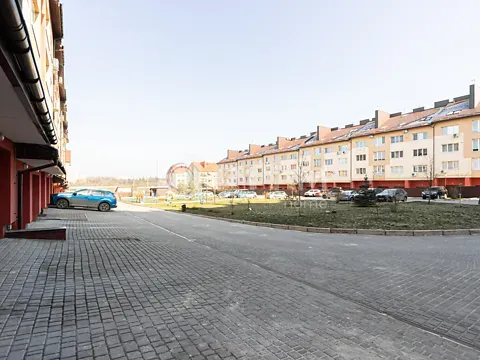 Продаж 3к Квартира 100 кв.м вул. Героїв Крут 6  - фото 1