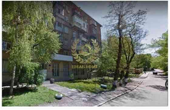 Продаж Квартира 15-кімнатна, 1/6 поверх на Половецкая ул., 25/27 Киев