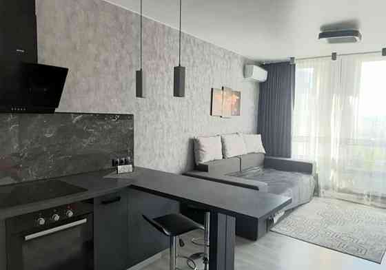 Оренда Квартира 1-кімнатна, 19/26 поверх на Каховська, 62а Киев