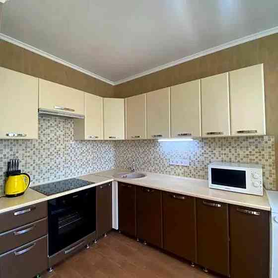 Оренда Квартира 1-кімнатна, 7/12 поверх на Полтавська, 10 Киев