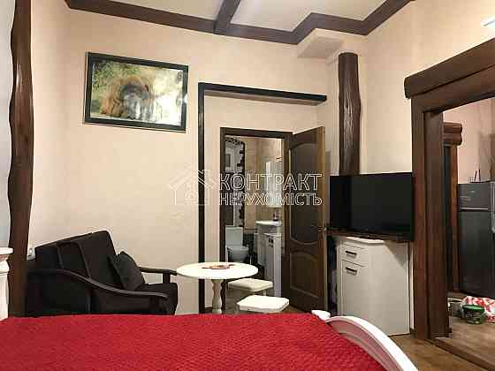 Продаж Квартира 4-кімнатна, 2/2 поверх на вул. Потебні Харьков