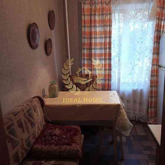 Продаж Квартира 2-кімнатна, 1/5 поверх на Донца Михаила ул., 19Б Київ