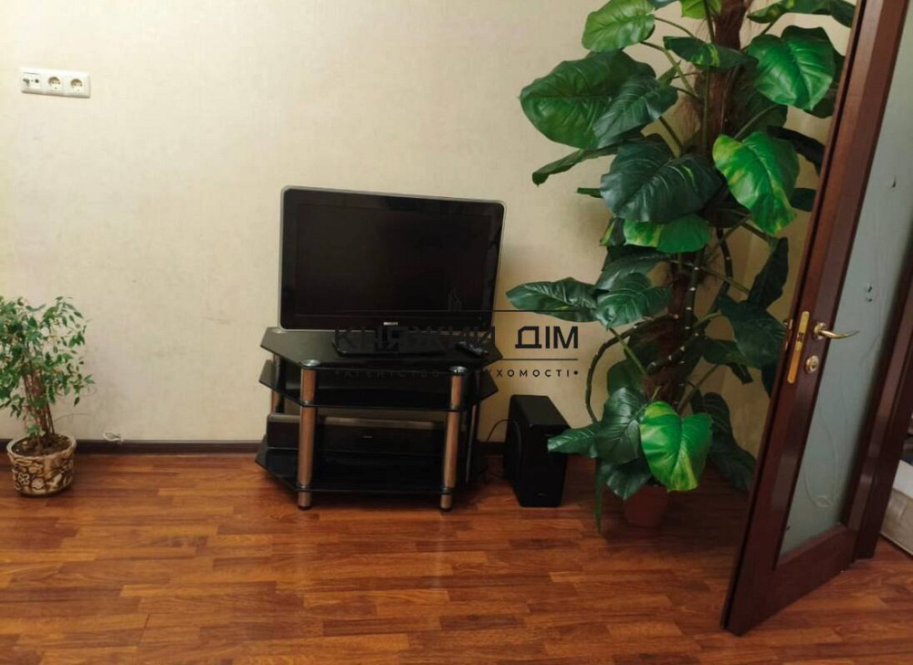 Оренда Квартира 3-кімнатна, 18/22 поверх на Драгоманова ул. Киев - изображение 7