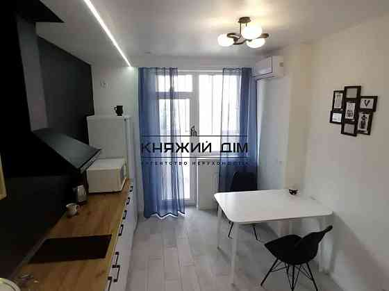 Оренда Квартира 1-кімнатна, 16/25 поверх на вул. Панельная ул./Андрія Аболмасова Kiev