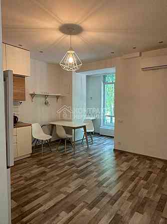 Продаж Квартира 1-кімнатна, 1/9 поверх на вул. Цілиноградська Харків