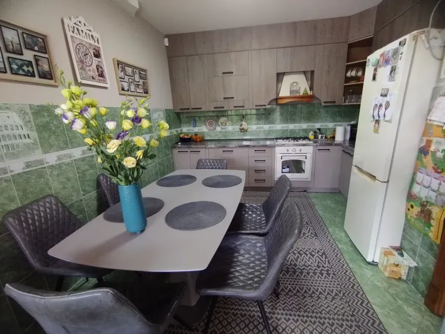 Продажа 2-этажный Дом с участком 8 сот 188 кв.м 5 комн. на Олександра Блистіва Ужгород - изображение 8